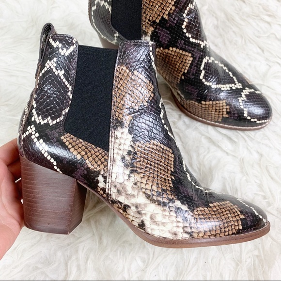 MADEWELL Regan Python Snakeskin Leather Slip On Ankle Booties US 7.5 - Picture 3 of 11